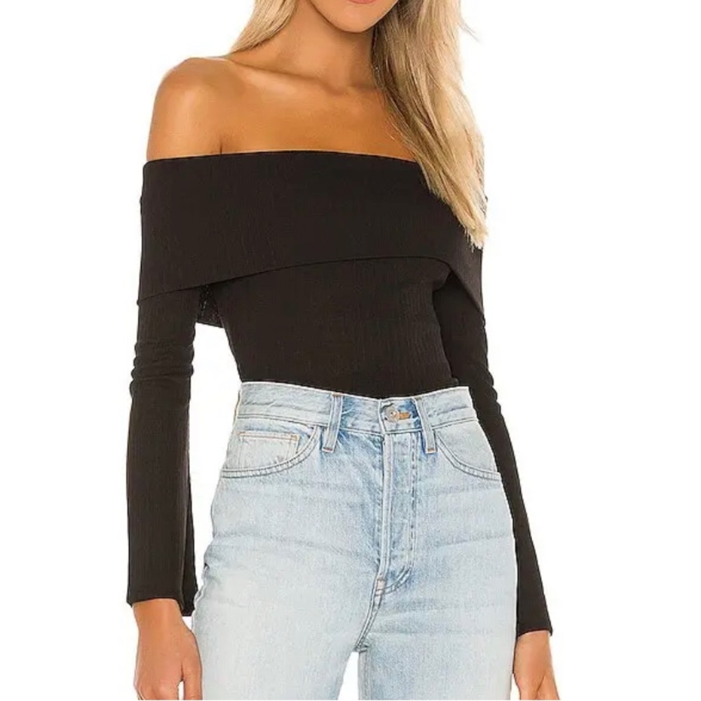 Lovers + Friends Black Off-The-Shoulder Fletcher Top Size Medium